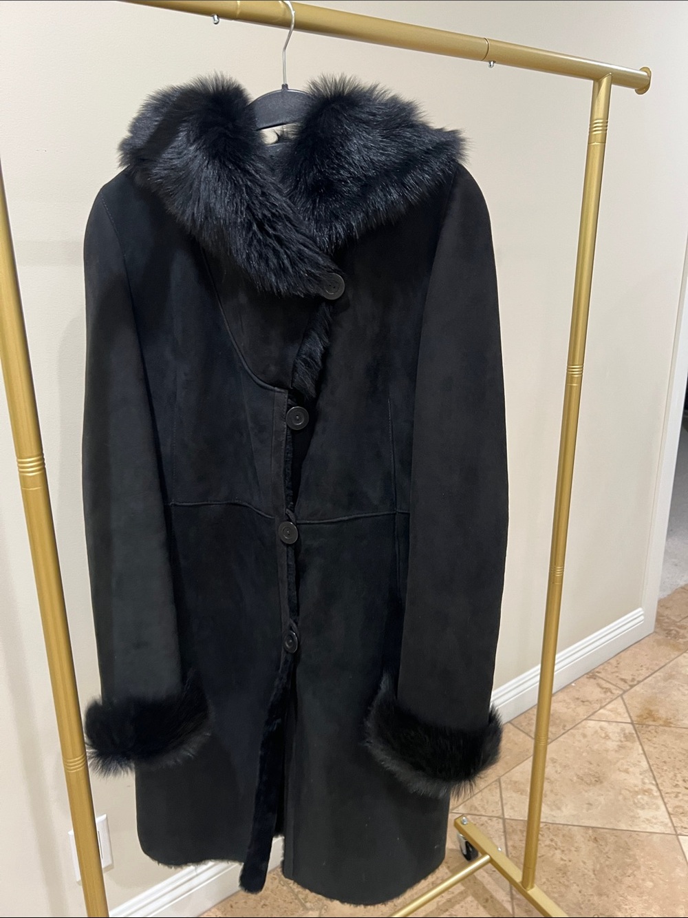 Classic Blue Duck Dyed Shearling Women's Fur-Trimmed Coat—S